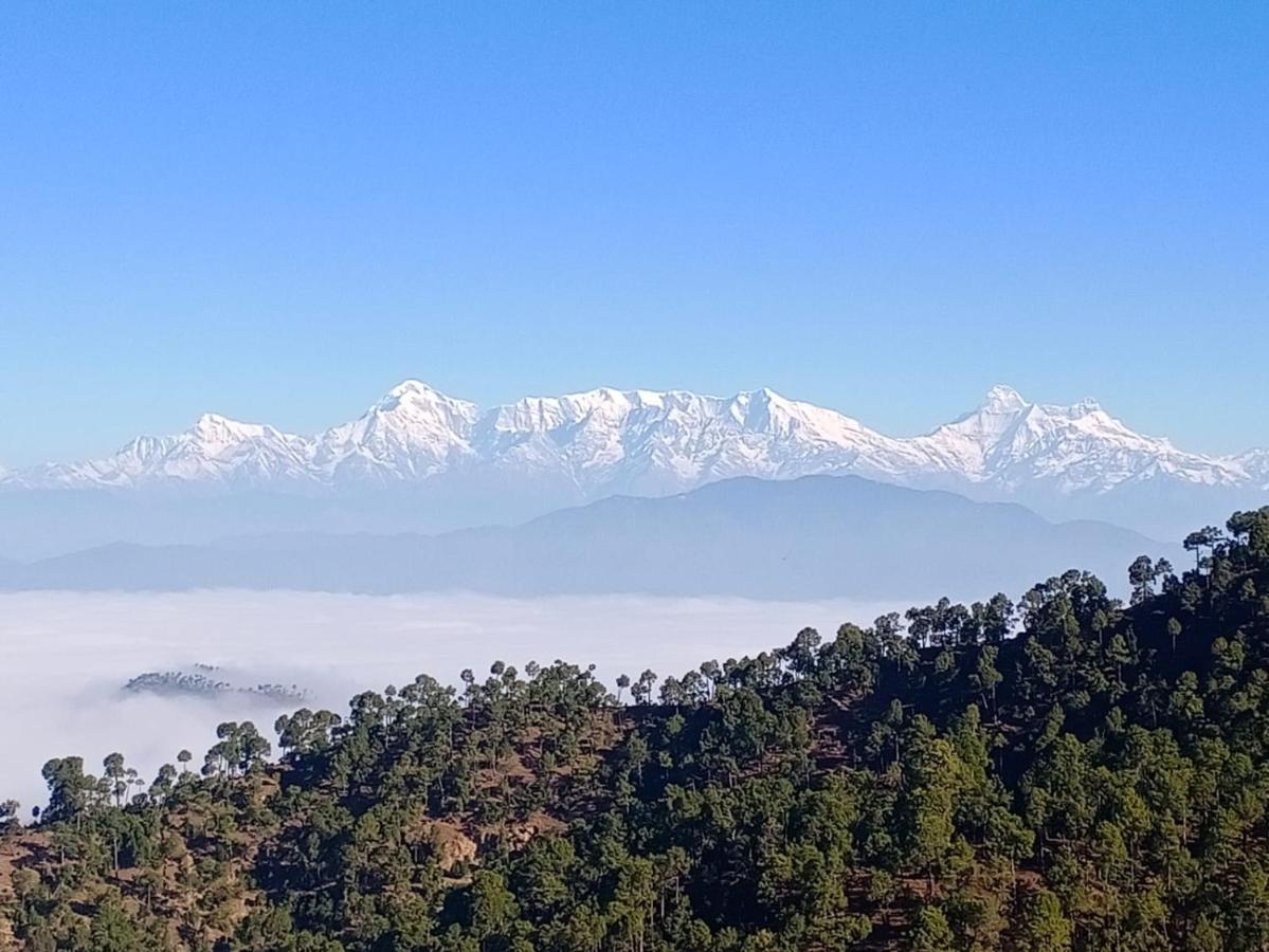 Elphinstone Inn Almora Luaran gambar
