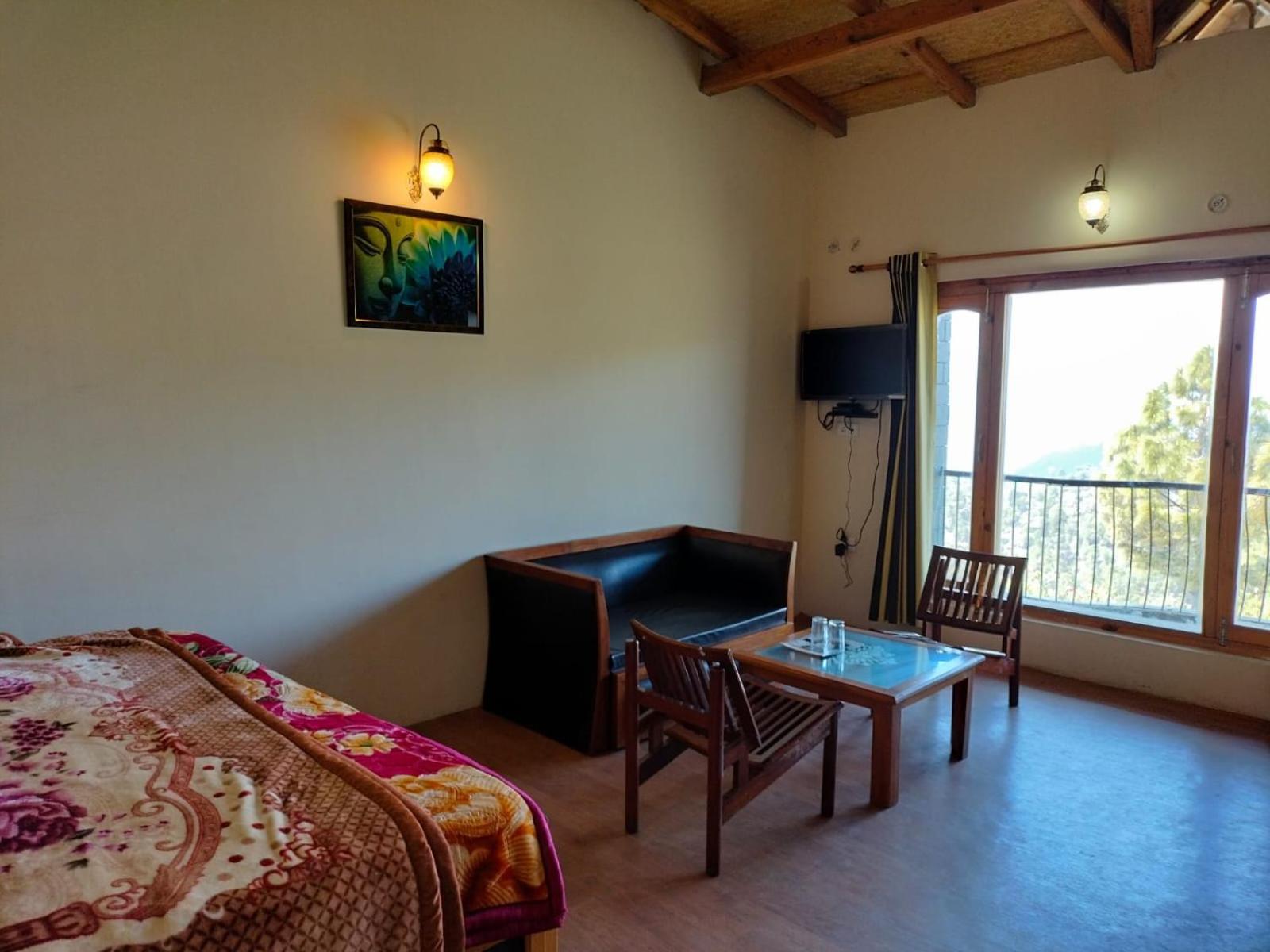 Elphinstone Inn Almora Luaran gambar