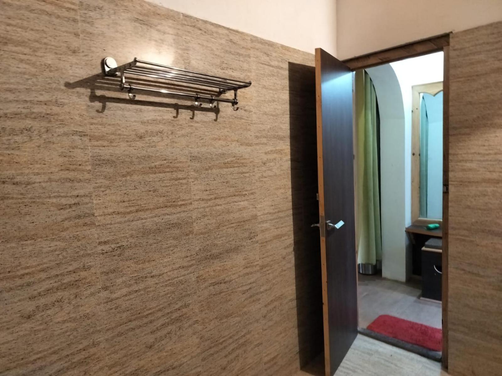 Elphinstone Inn Almora Luaran gambar